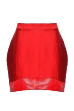 Длина красной юбки Dolce & Gabbana.Спереди она чуть короче-41см а сзади 45 см.